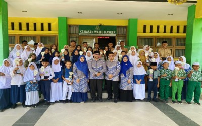 Ahmad Al-Hadi Peserta didik MTsN 2 Aceh Timur Terima Penghargaan KSM Tingkat Kabupaten