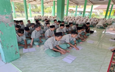 MTsN 2 Aceh Timur Gelar Acara Memperingati Maulid Nabi Muhammad SAW.,1446 H