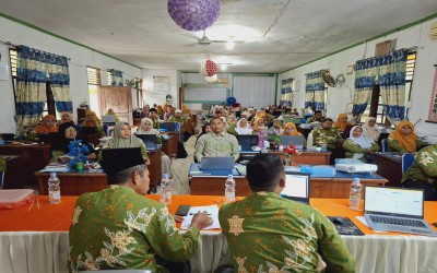MTsN 2 Aceh Timur Menggelar Sosialisasi Integrasi Simpatika ke Aplikasi EMIS