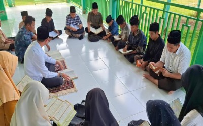 Sukseskan Program Kemenag RI, MTsN 2 Aceh Timur Gelar Khatam Al-Quran Serentak